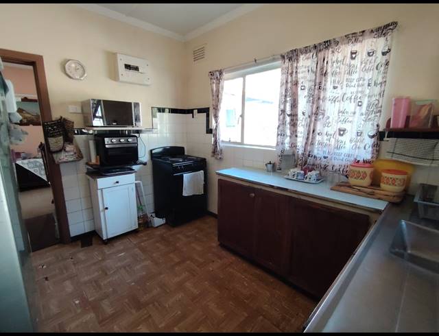 3 BEDROOM HOUSE SOLD IN SEA VIEW